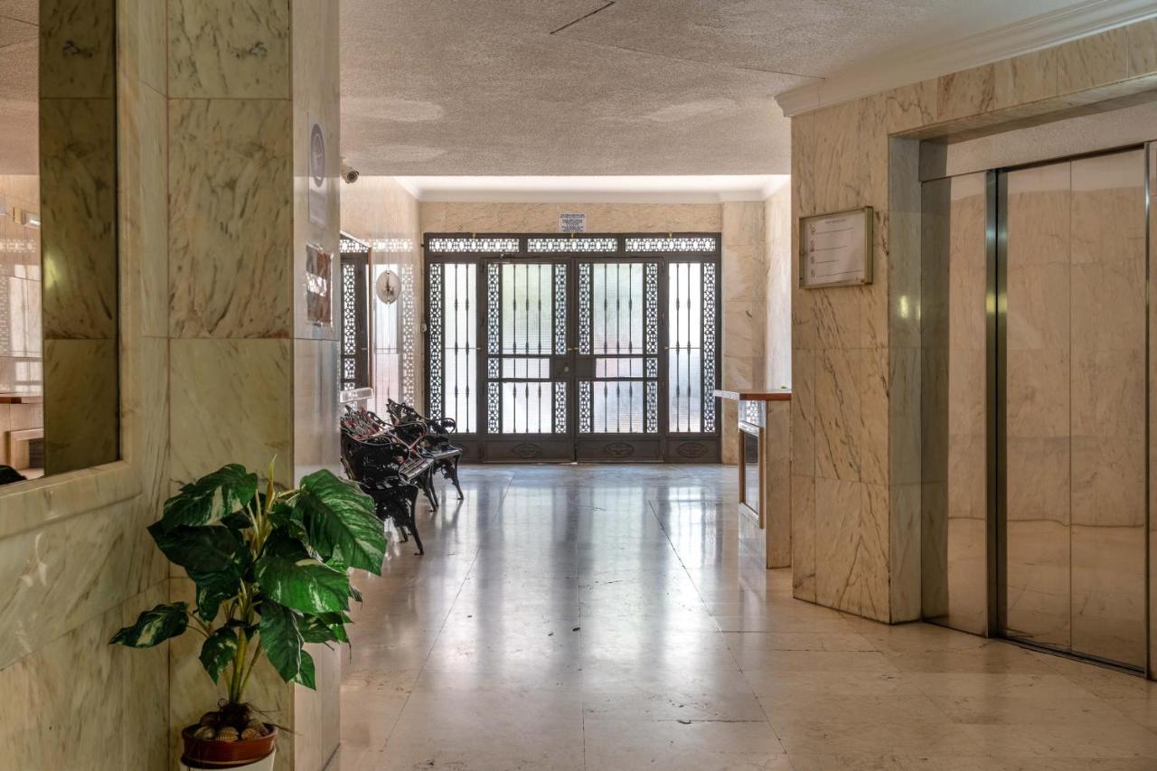 Апартаменты Apartamento Benalmadena Puerto Marina Экстерьер фото